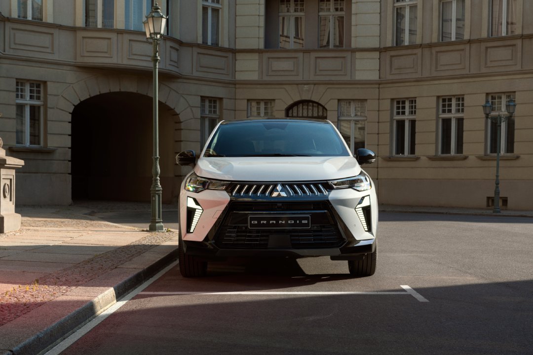 Nový Mitsubishi Grandis - dynamic shield